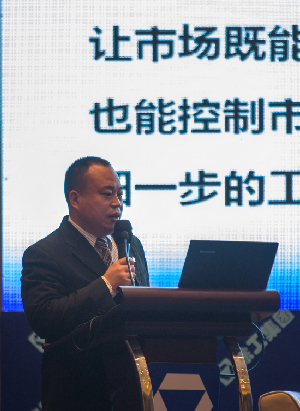 河南路友安博web版登录入口起重机部经理赵志强发言