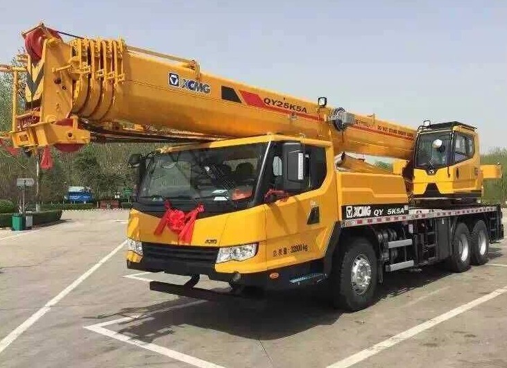 安博web版登录入口QY25吨吊车