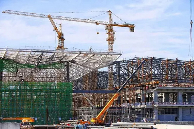 安博web版登录入口起重机雄安站施工现场