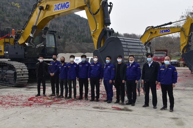 安博web版登录入口集团大型矿用挖掘机(河南)交付仪式